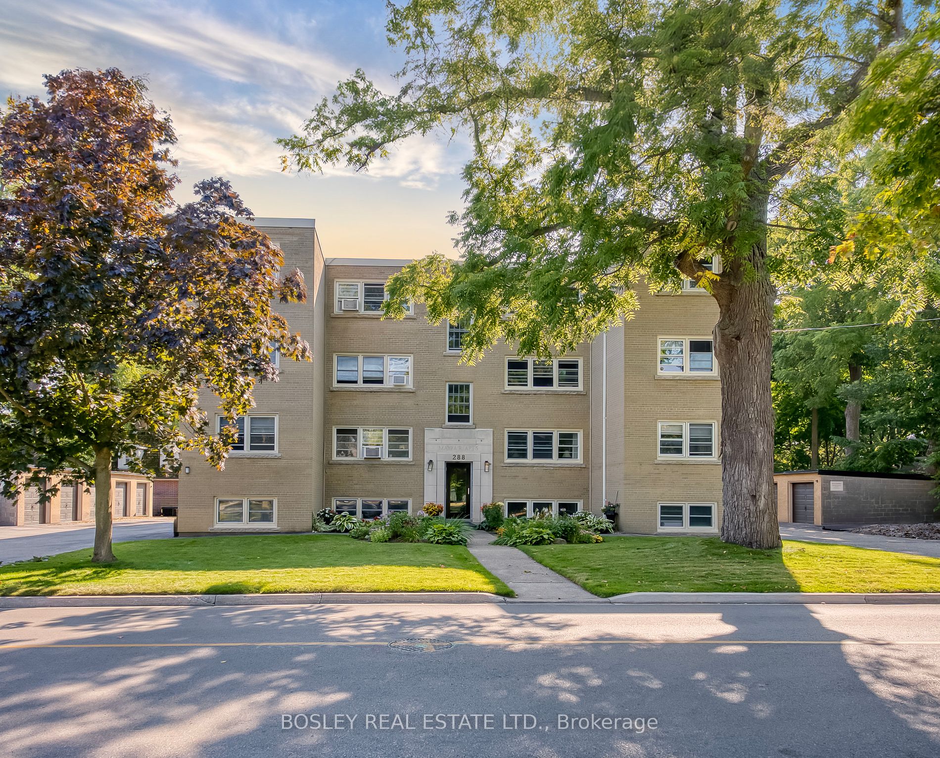 288 Reynolds Street, #16