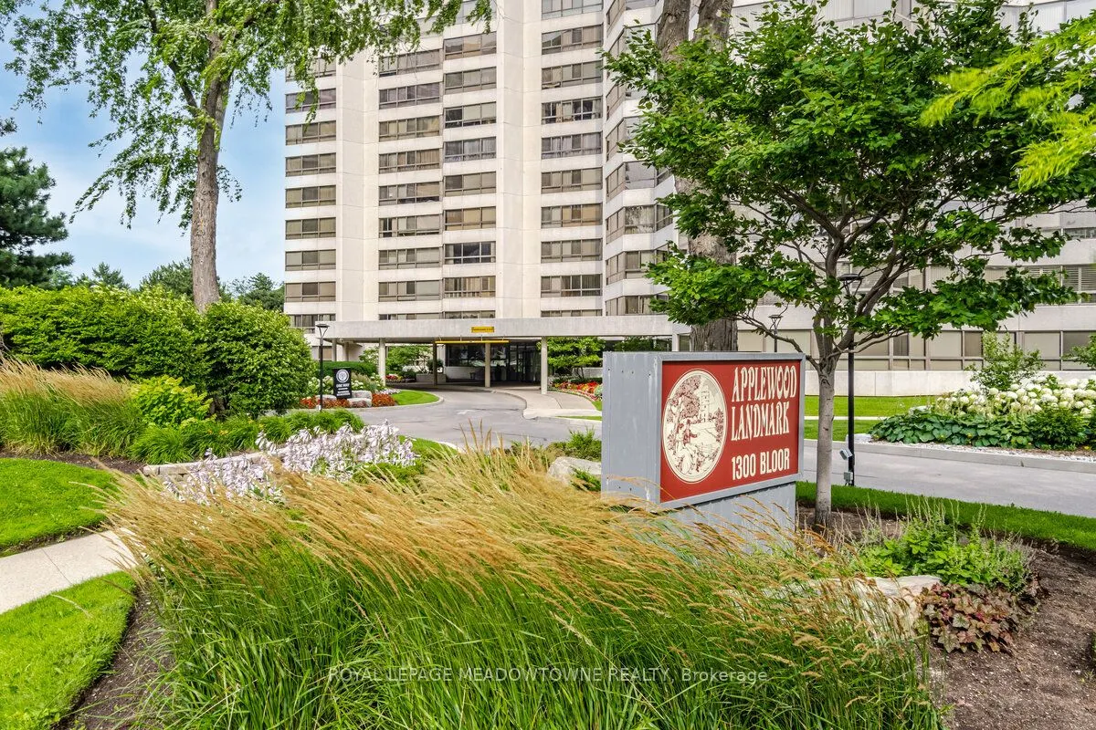 1300 Bloor Street, #PH10