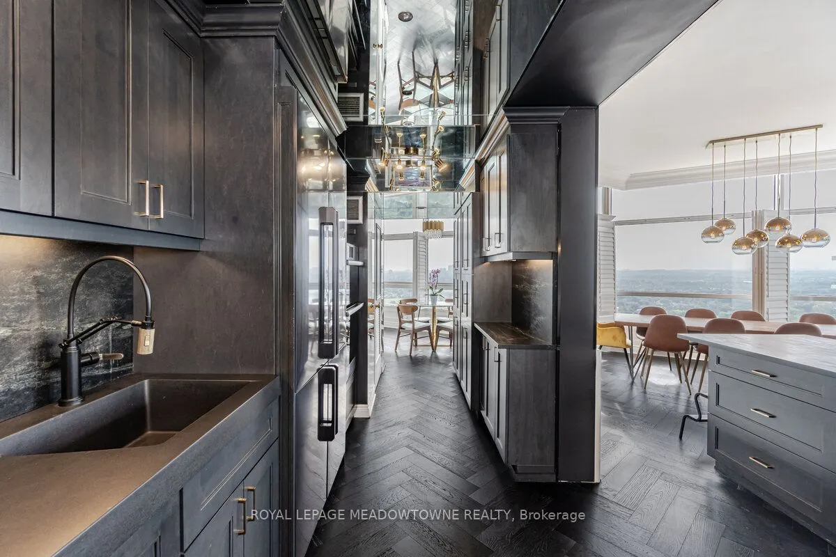 1300 Bloor Street, #PH10