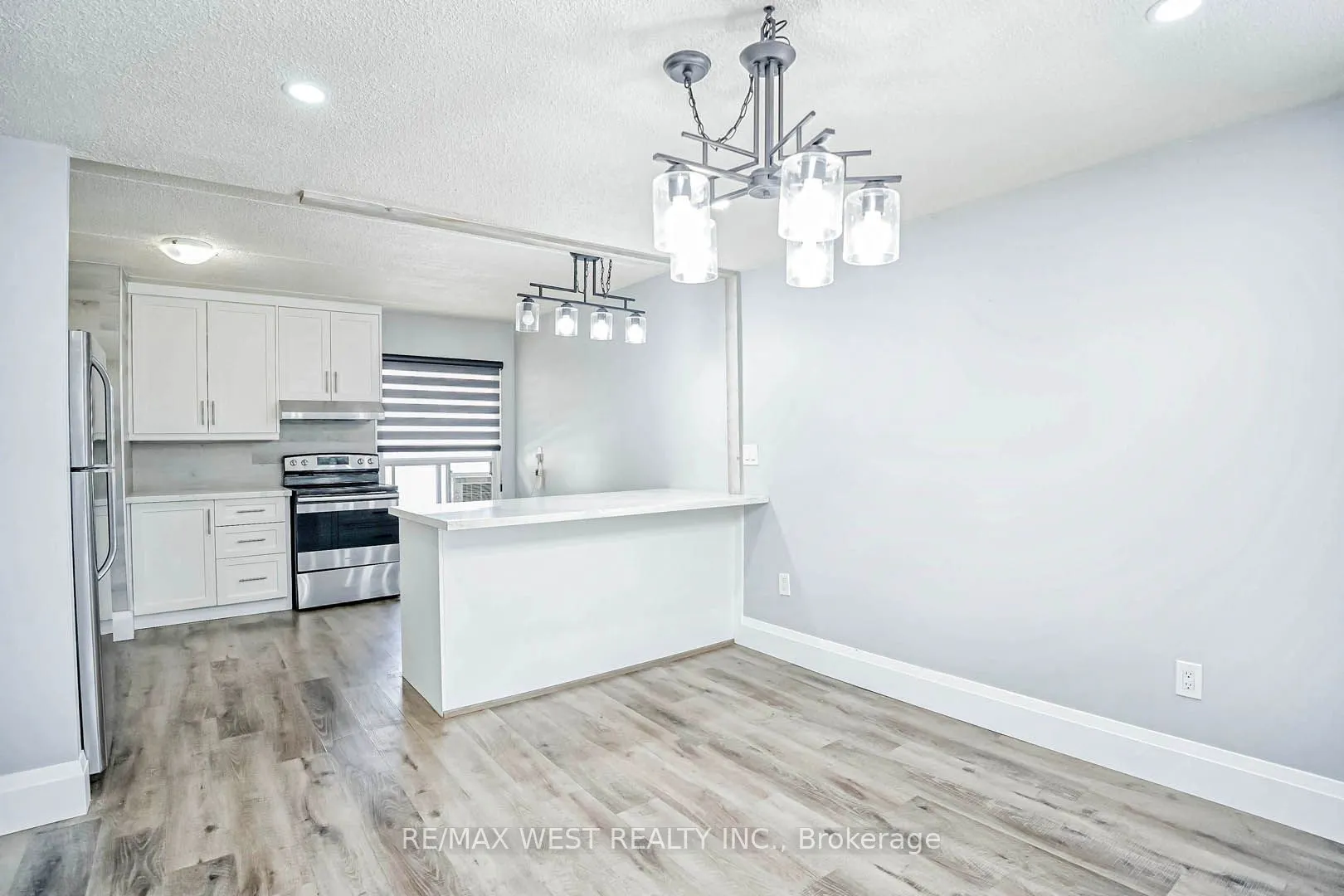 180 Mississauga Valley Boulevard, ##209