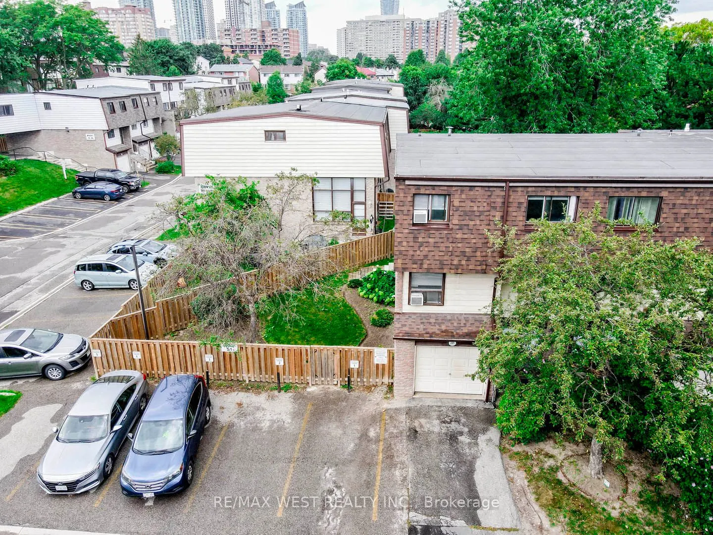 180 Mississauga Valley Boulevard, ##209