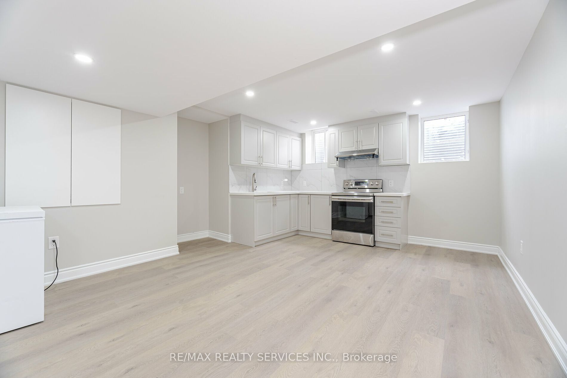 53 Ash Hill Avenue