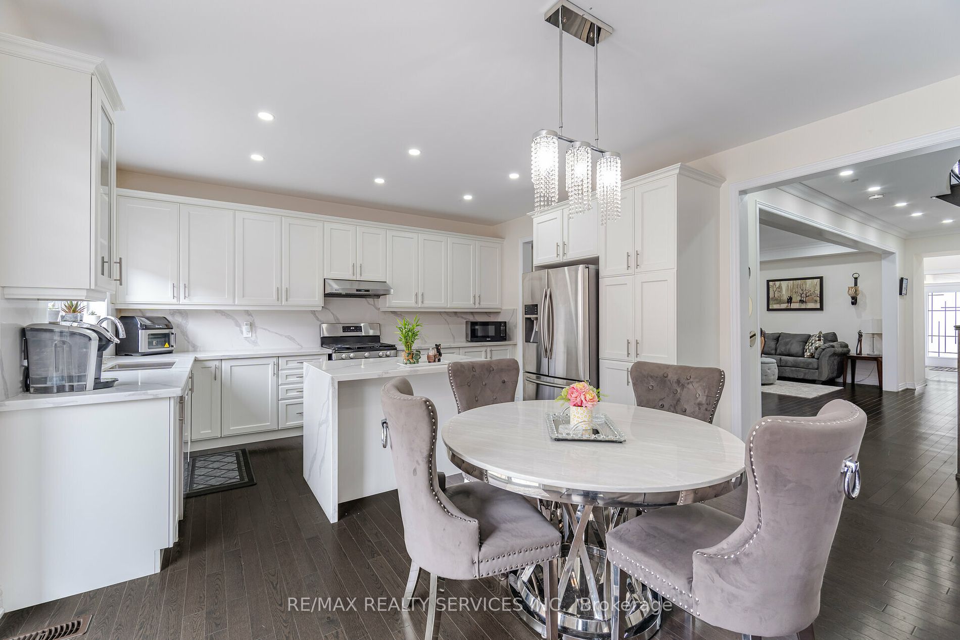 53 Ash Hill Avenue