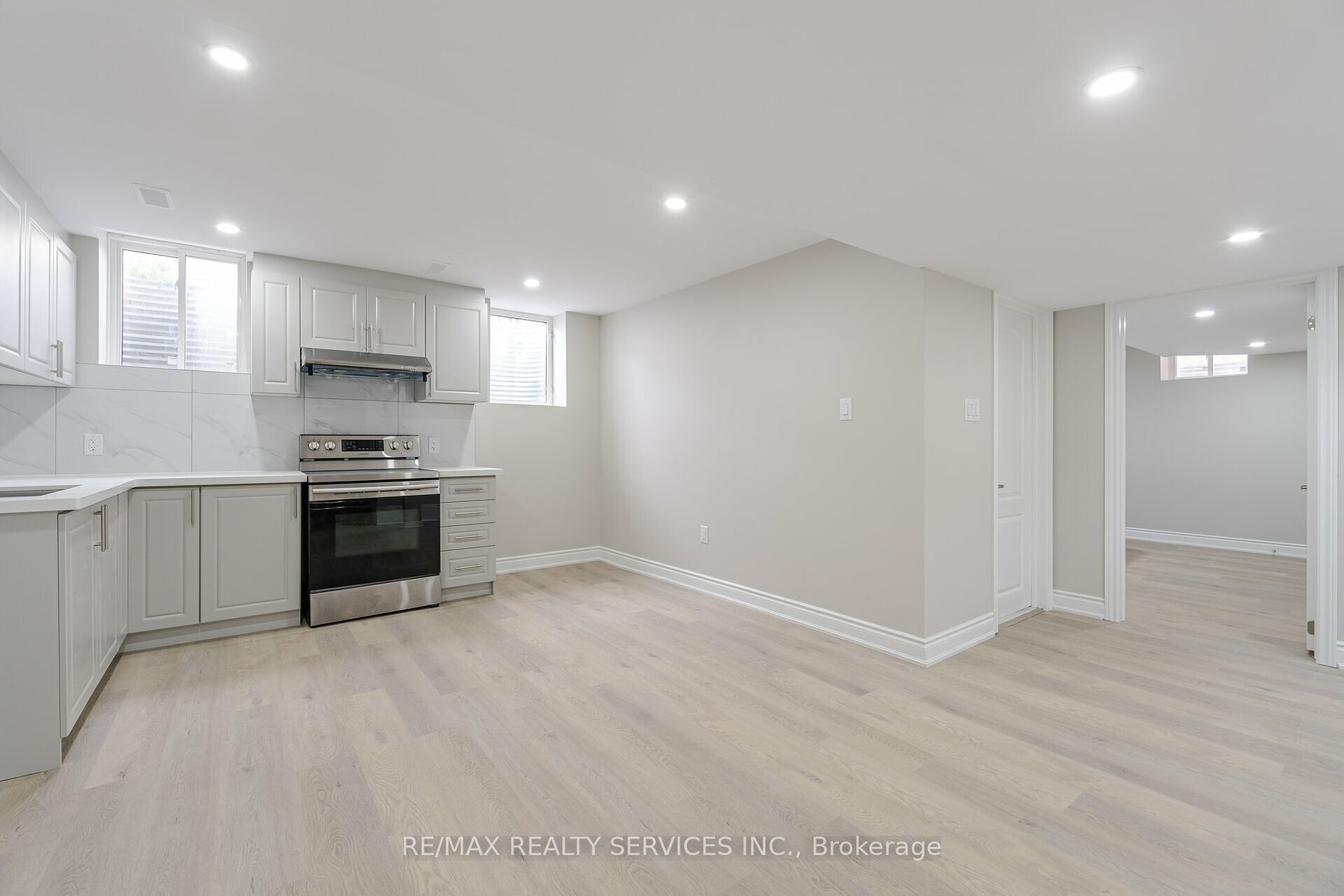 53 Ash Hill Avenue