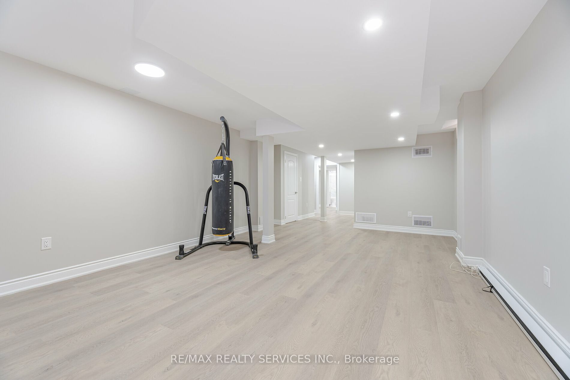 53 Ash Hill Avenue