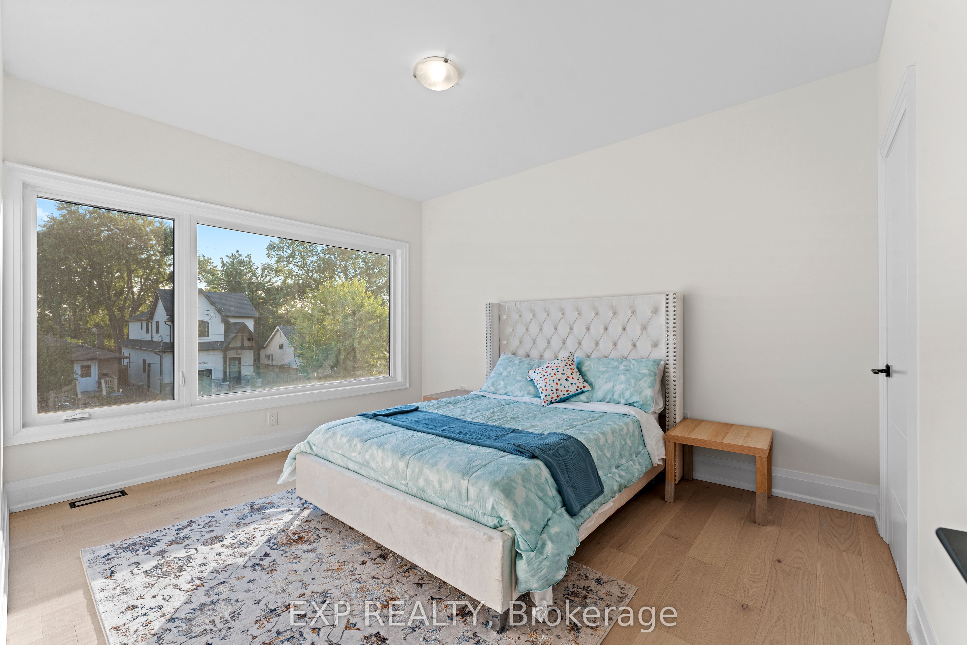 1037 Meredith Avenue