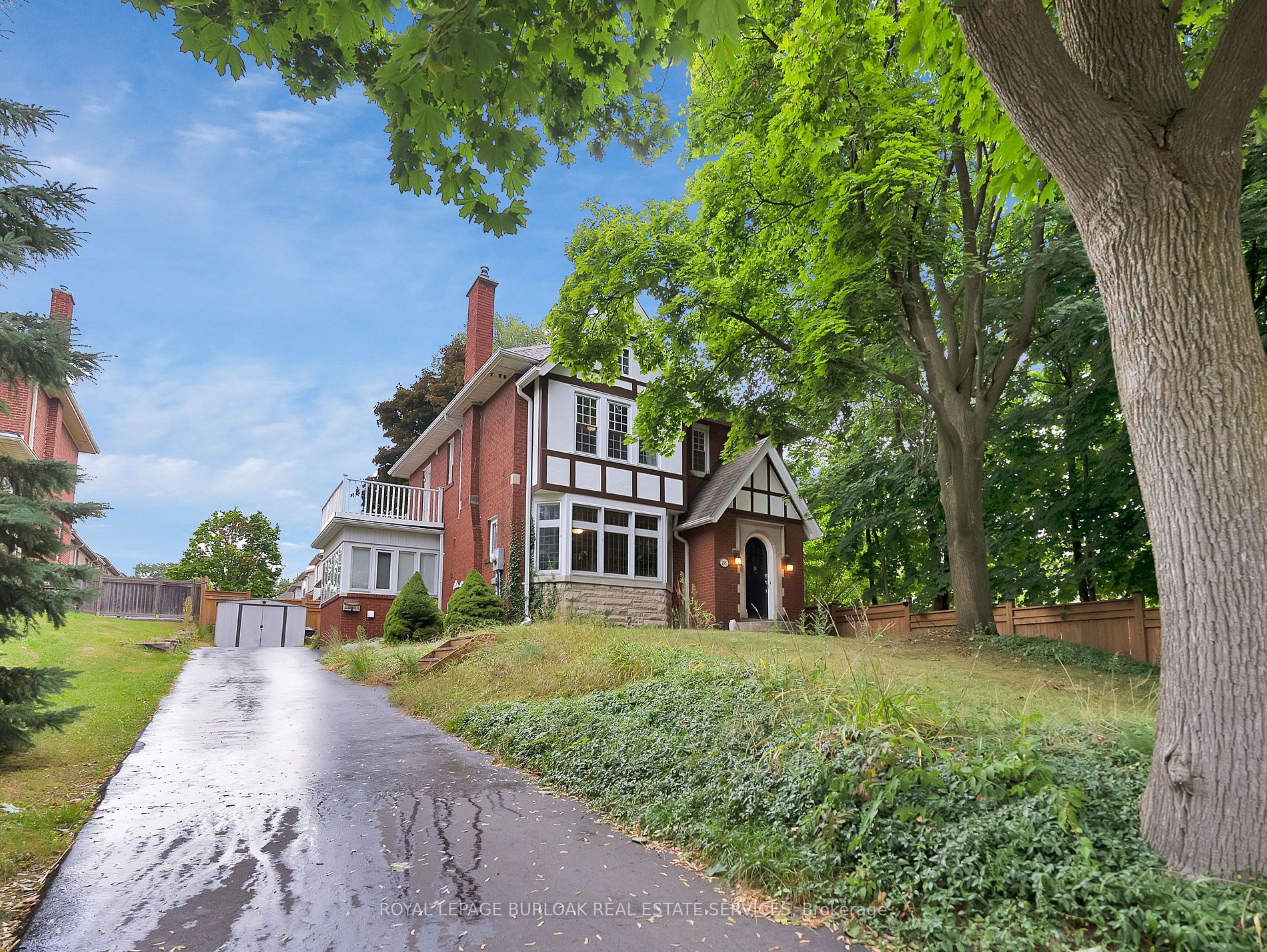 295 Plains Road W