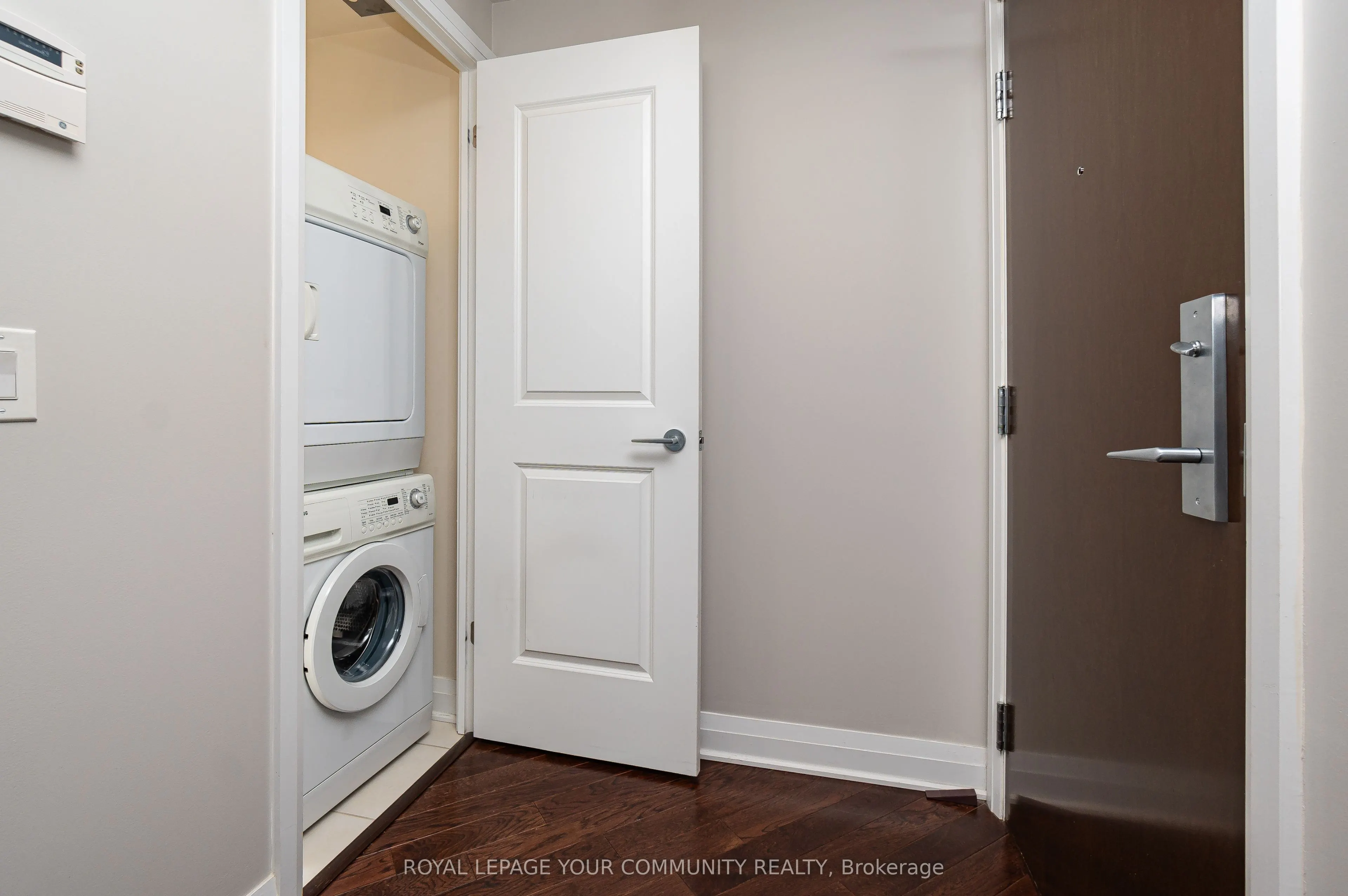 1055 Southdown Road, #803