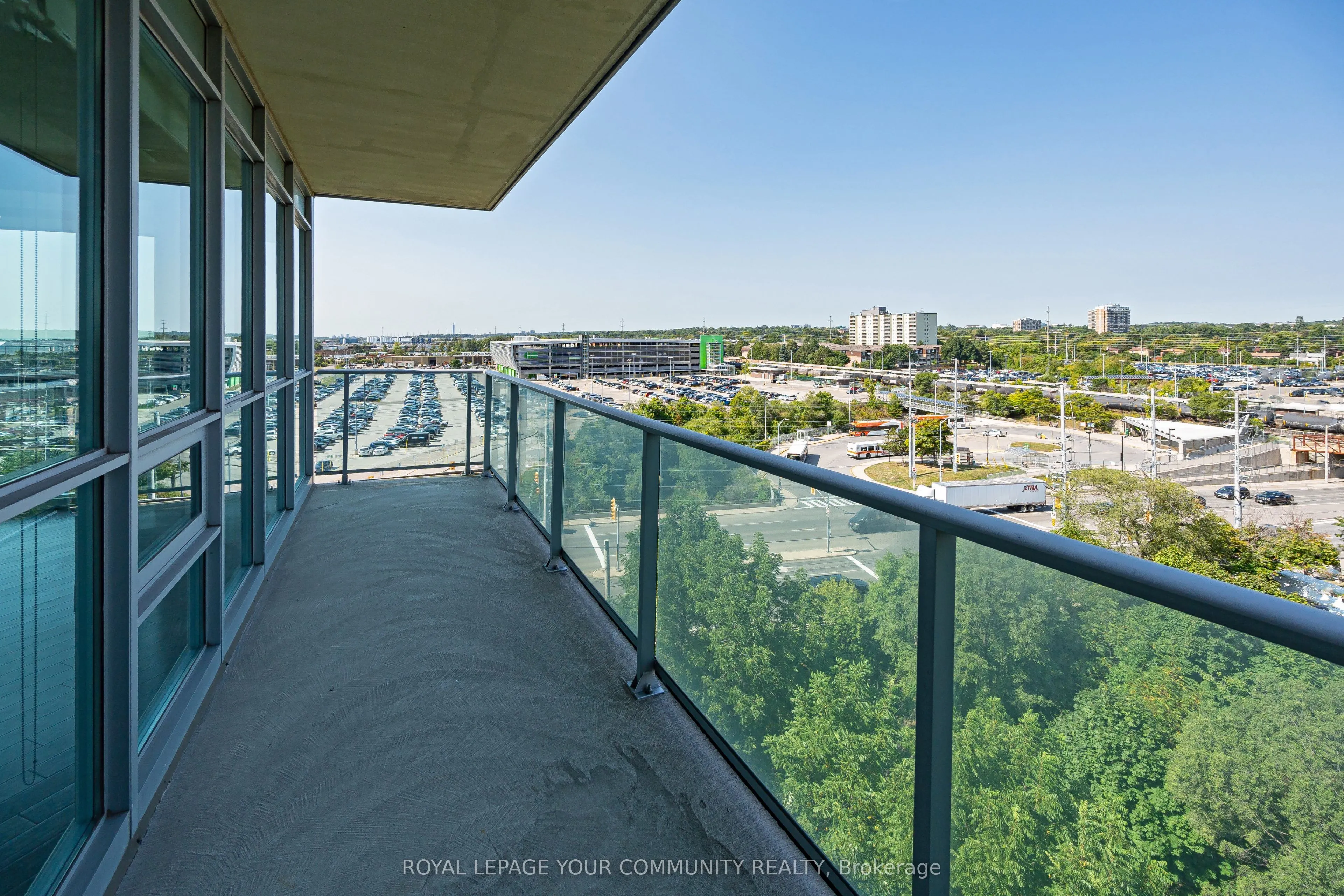 1055 Southdown Road, #803