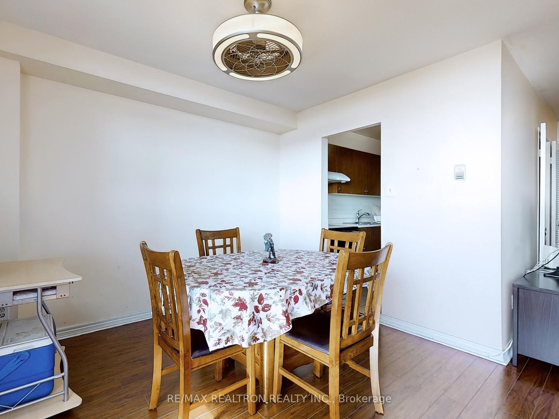 3390 Weston Road, #1906