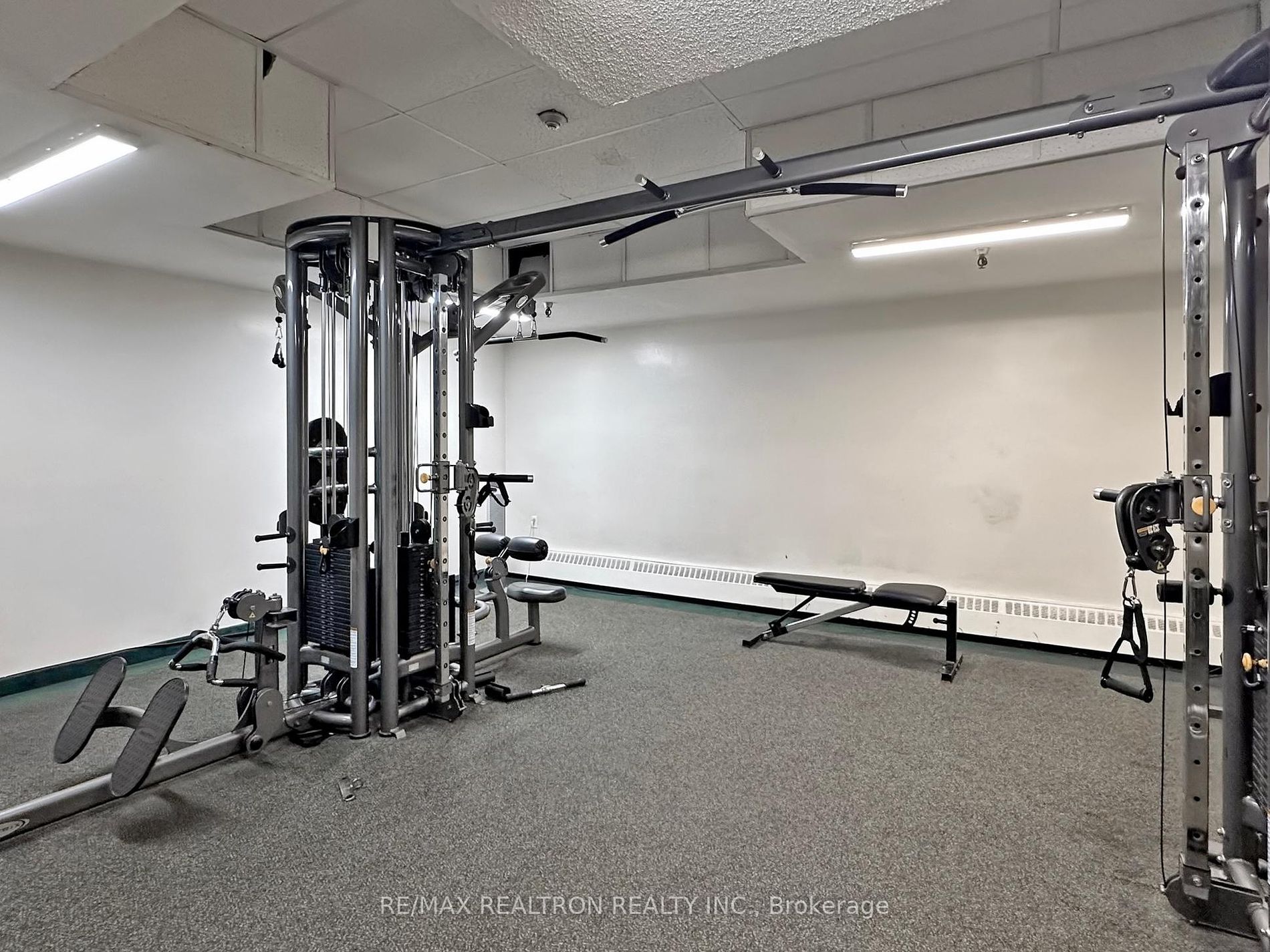 3390 Weston Road, #1906