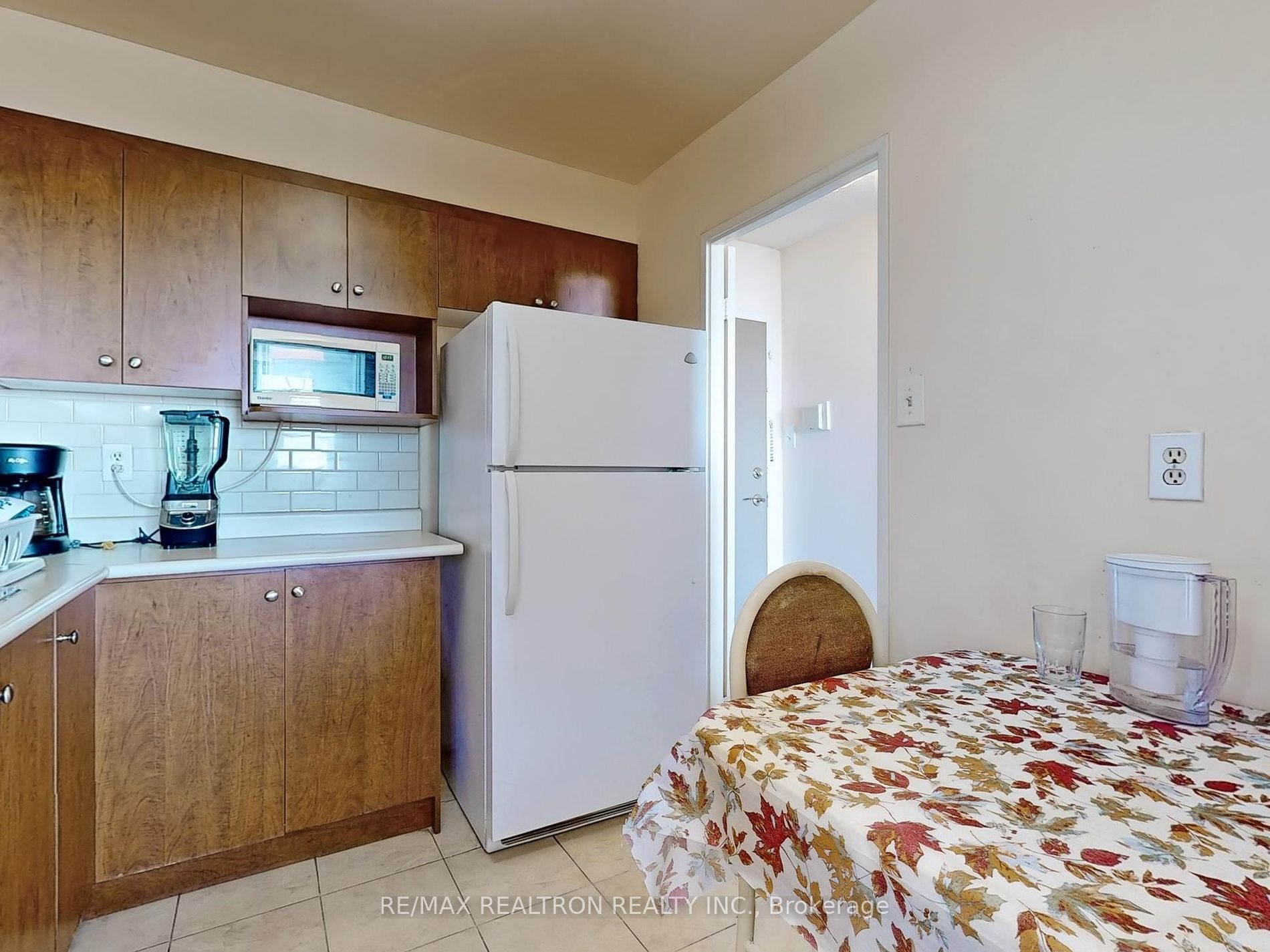 3390 Weston Road, #1906