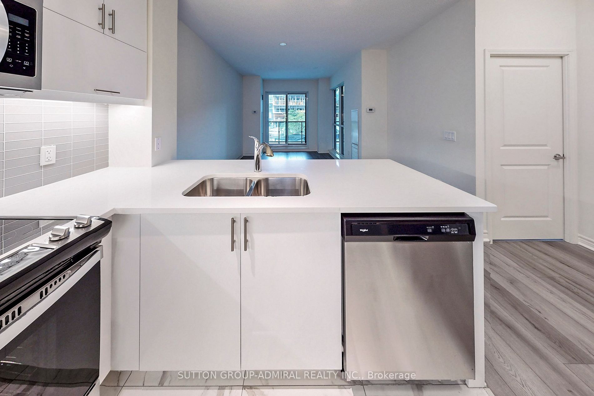 39 Annie Craig Drive #221