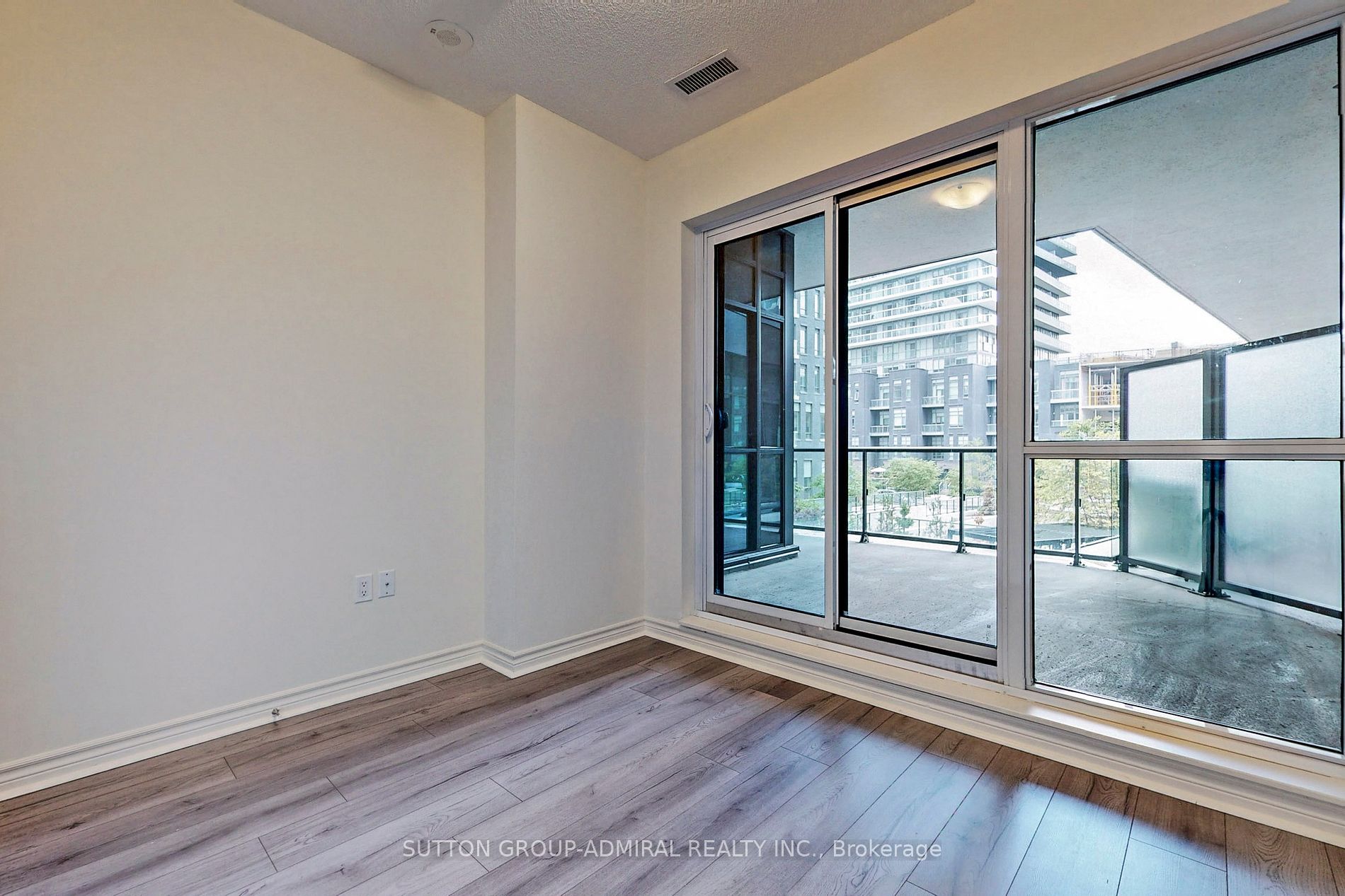 39 Annie Craig Drive #221