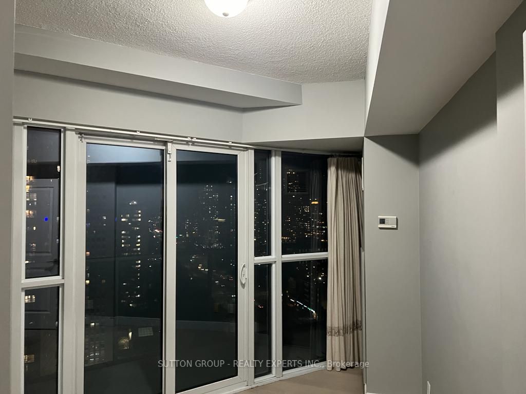 60 Absolute Avenue, #1901