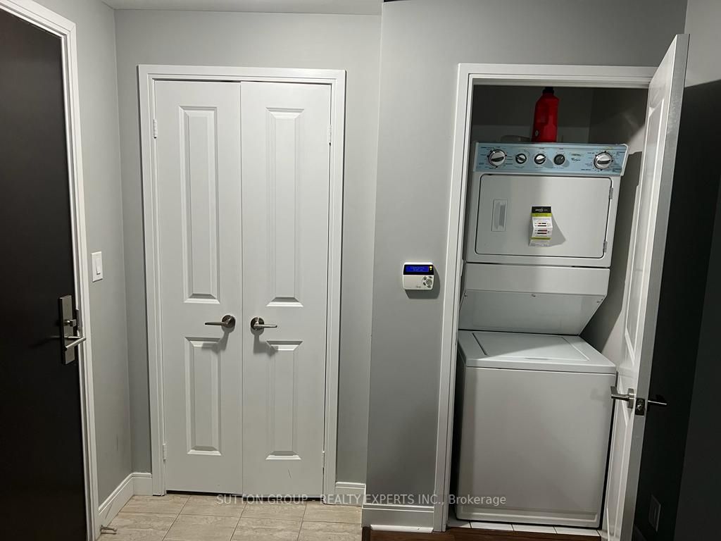 60 Absolute Avenue, #1901