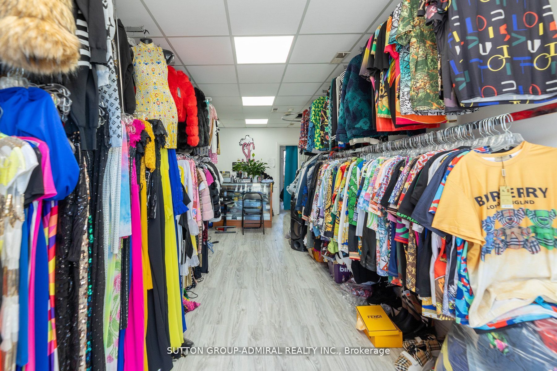 1085 Weston Road