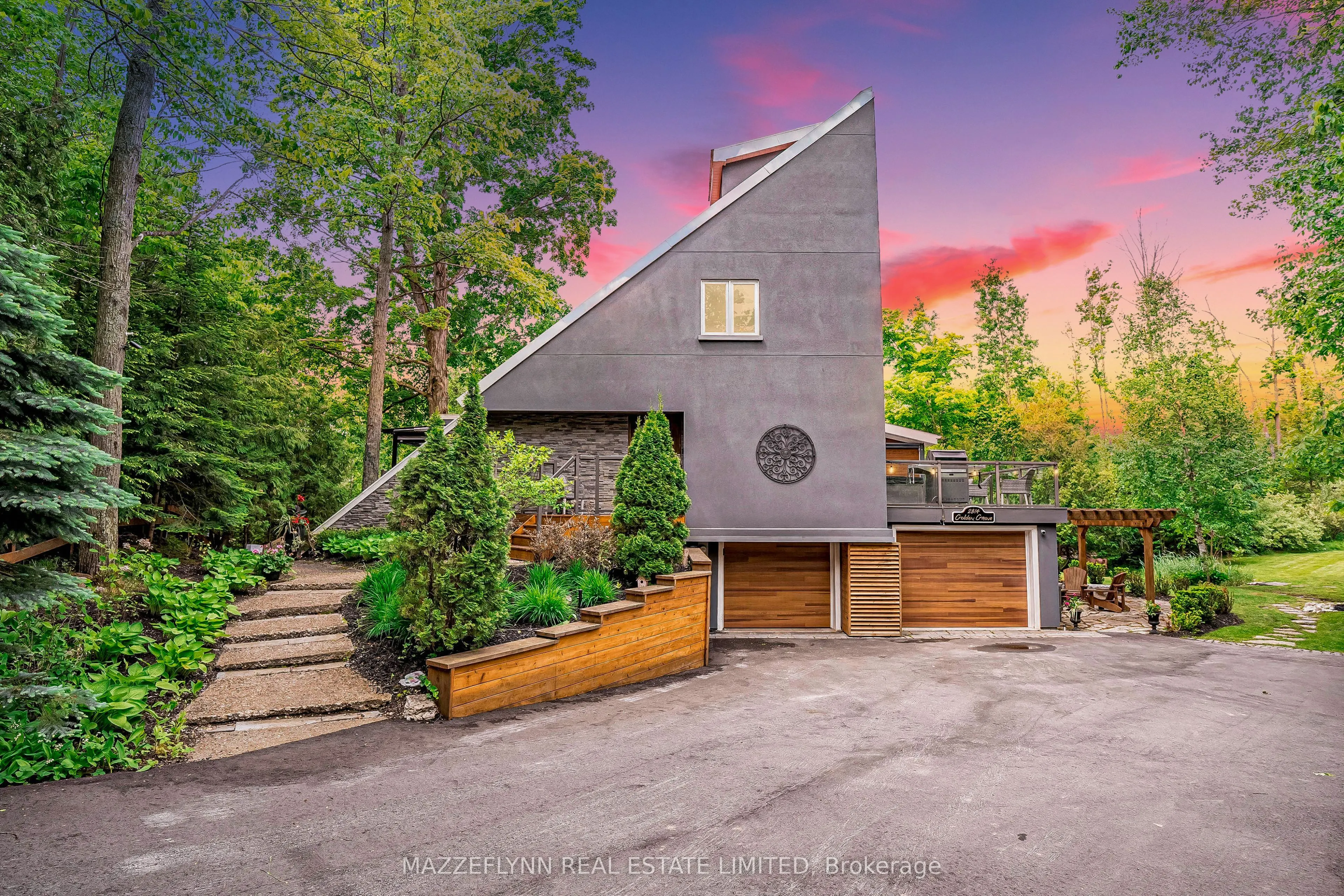 2814 Forks Of The Credit Road