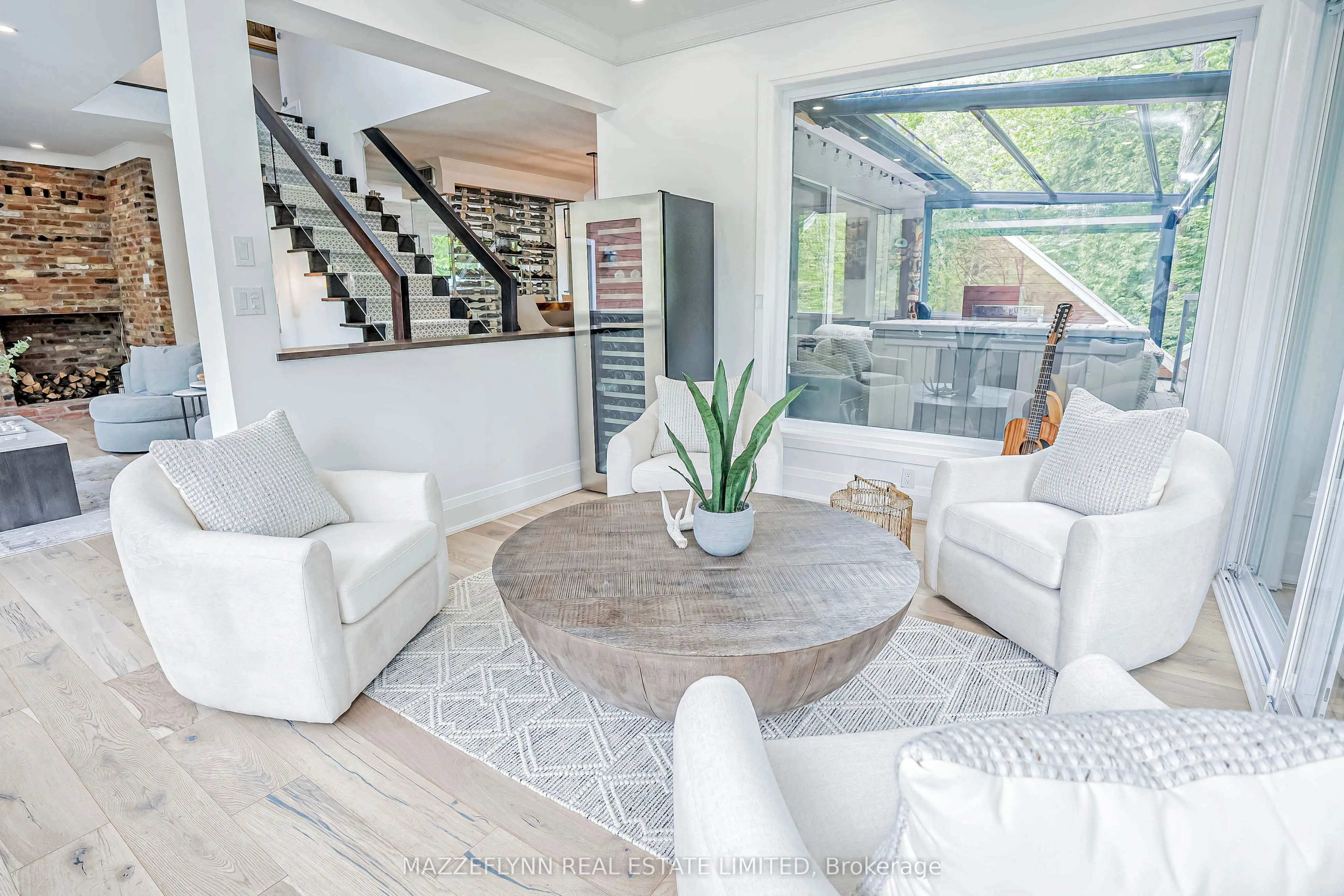 2814 Forks Of The Credit Road