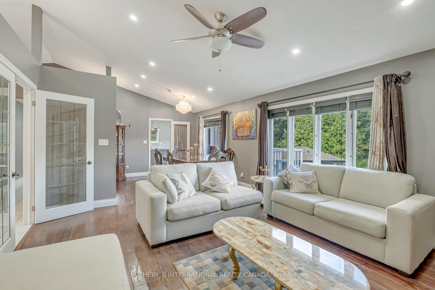 19 Mcconachie Crescent