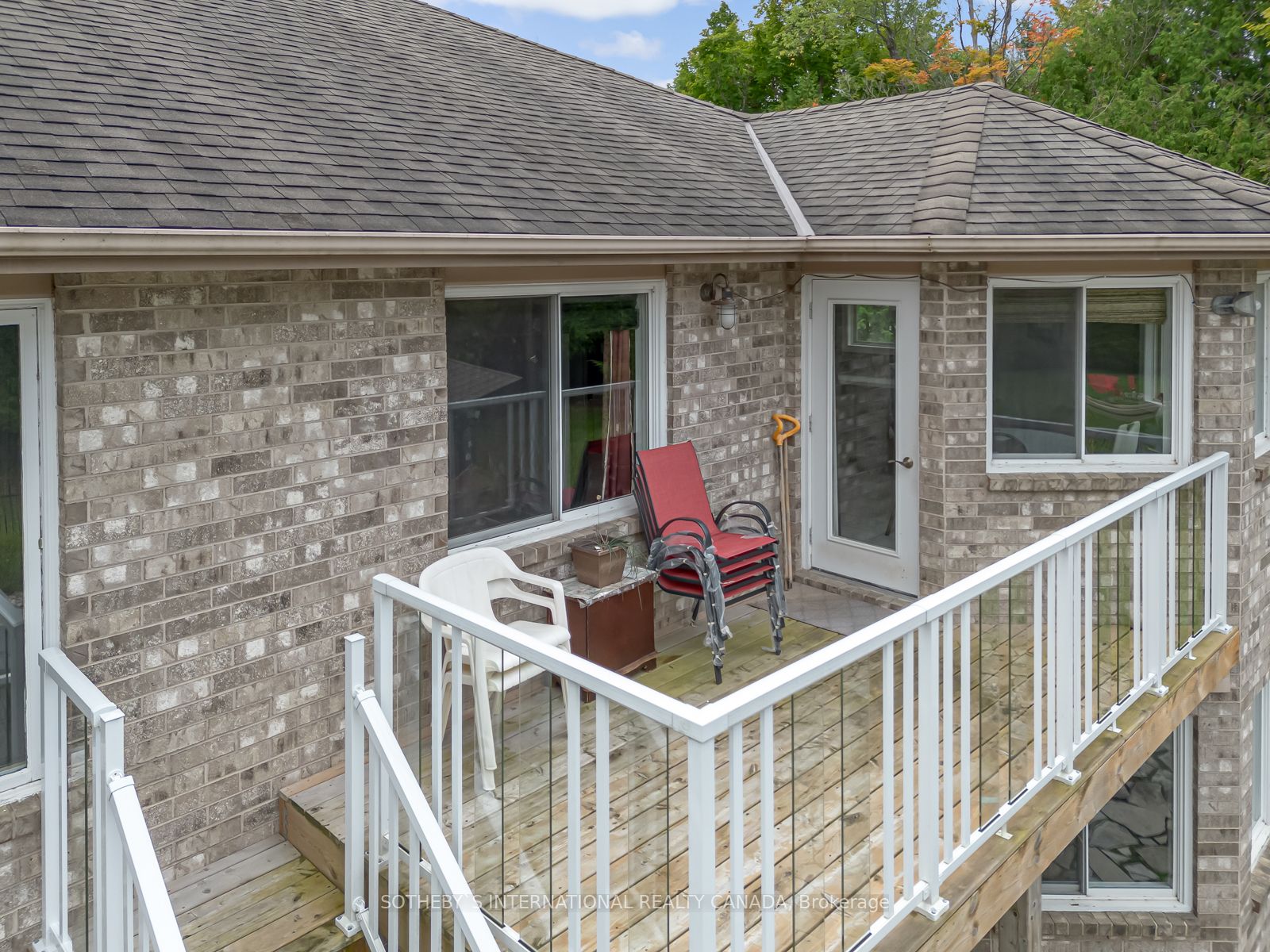 19 Mcconachie Crescent
