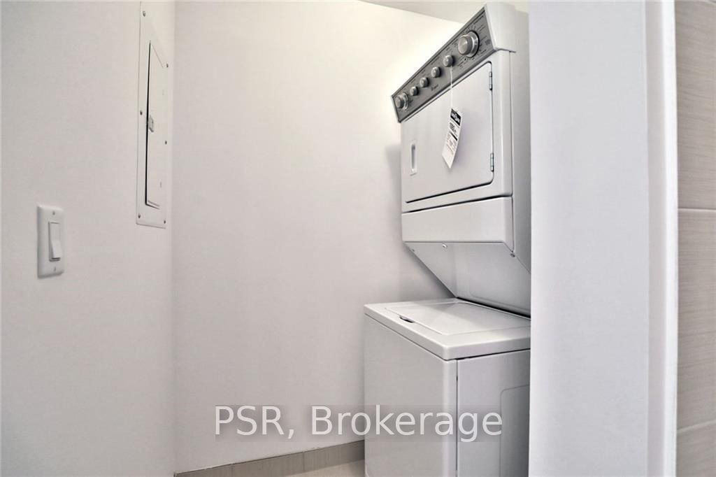 2486 Old Bronte Road #706