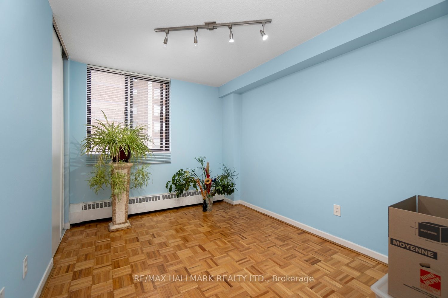 2542 Argyle Road, #801