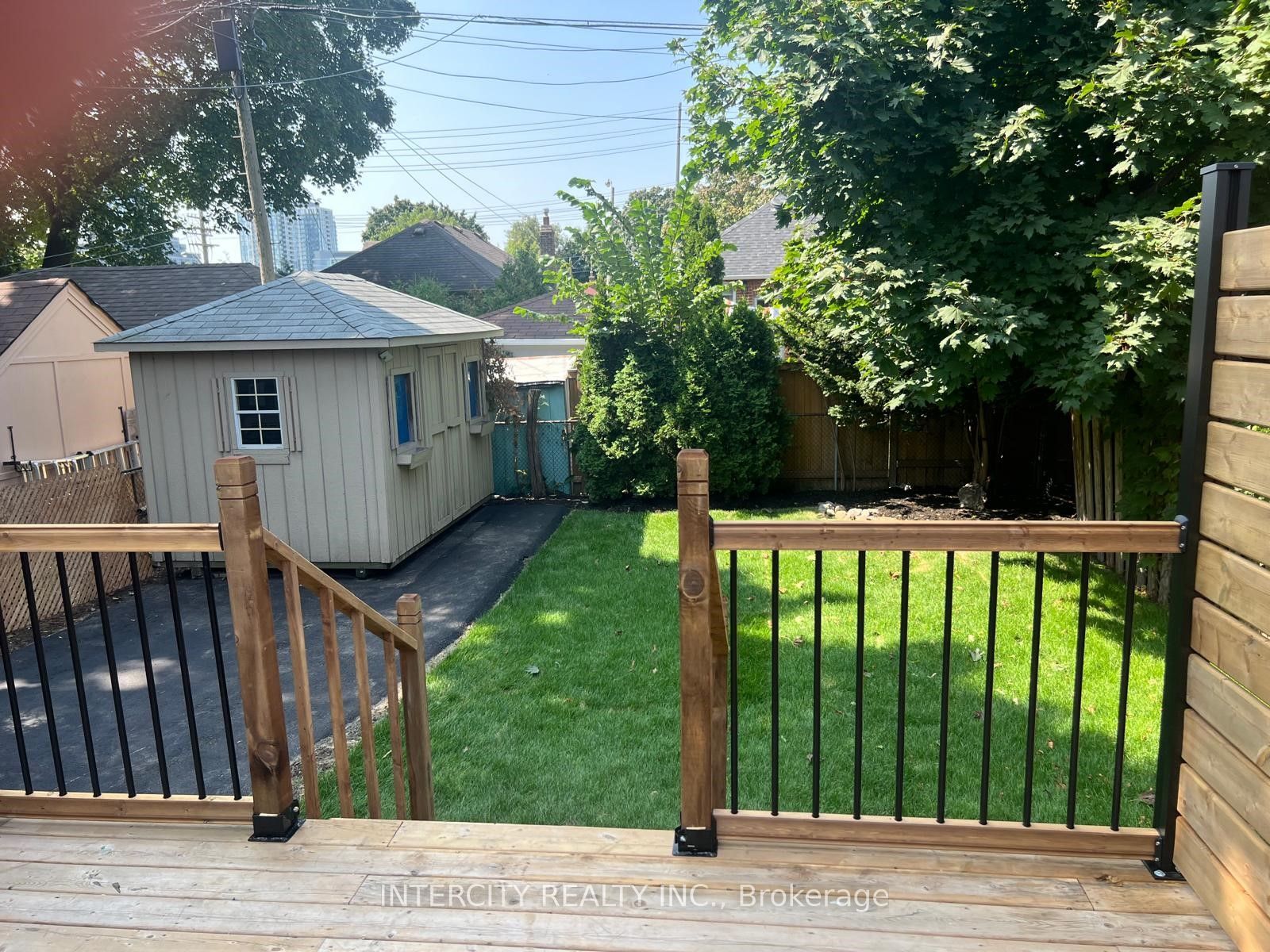 32 Rothsay Avenue