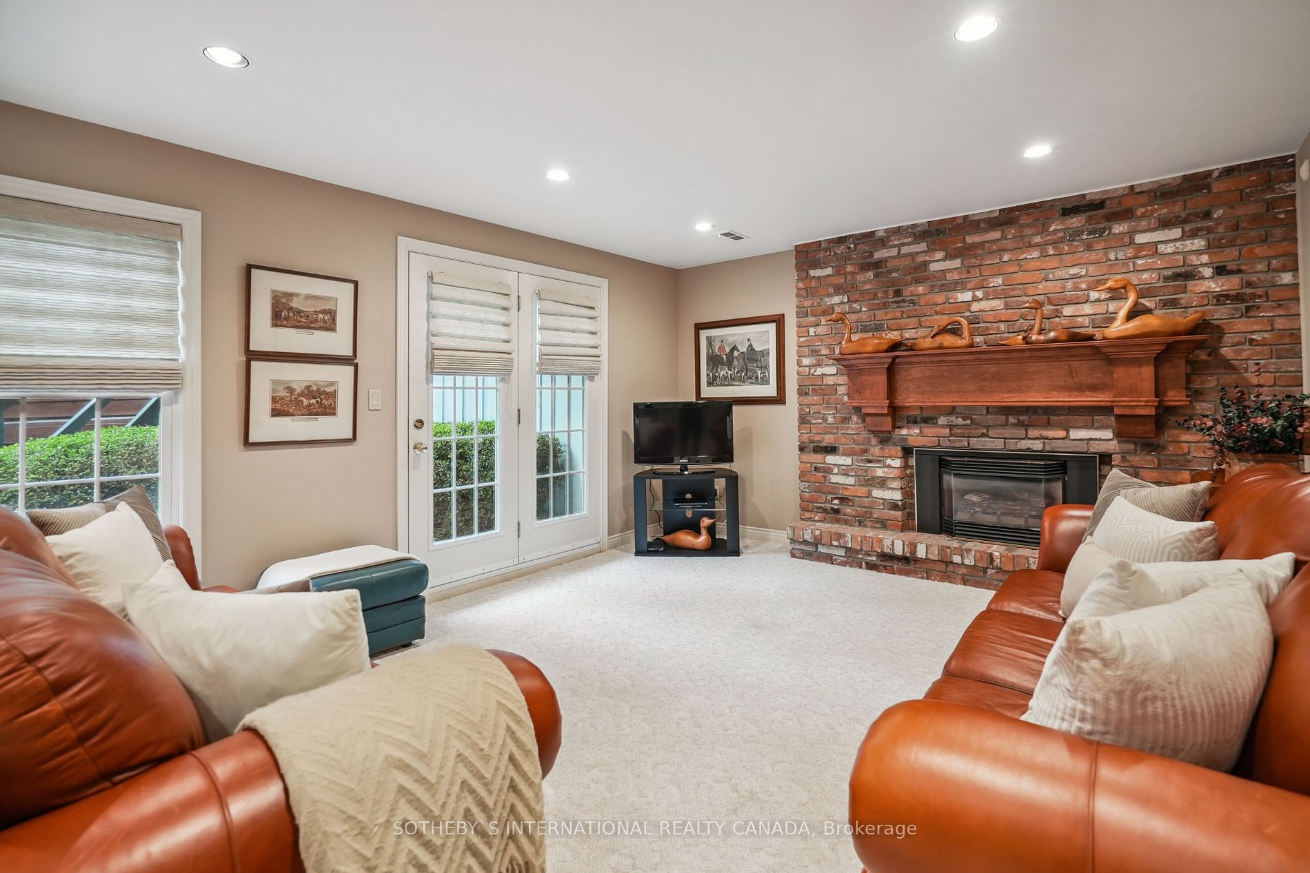 1926 Kerns Road