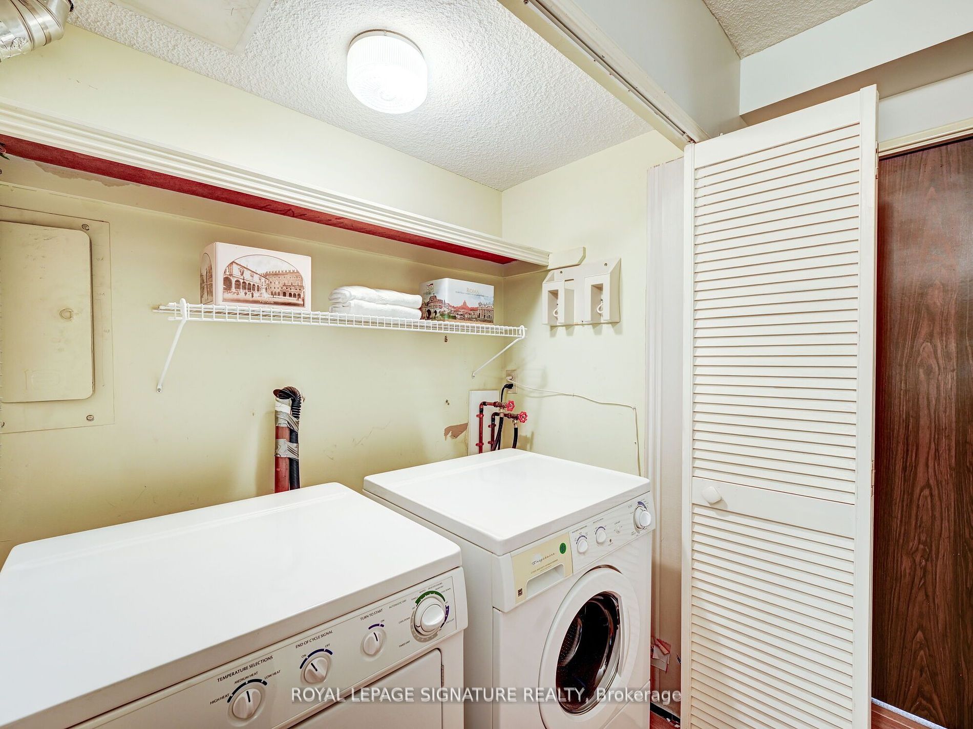 812 Burnhamthorpe Road, #607