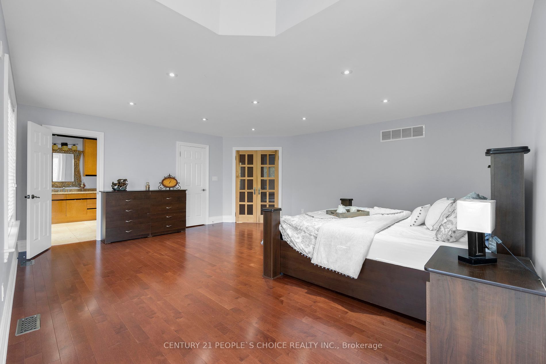 3 Valley Hill Drive