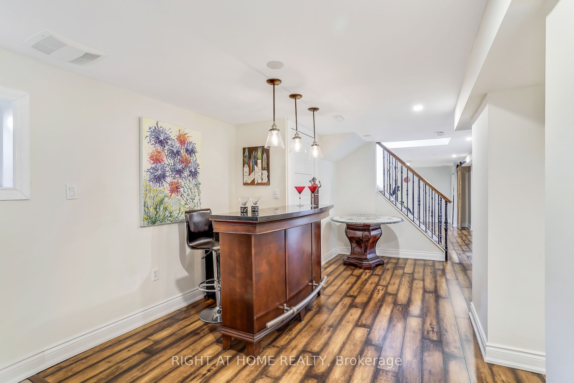471 Country Club Crescent