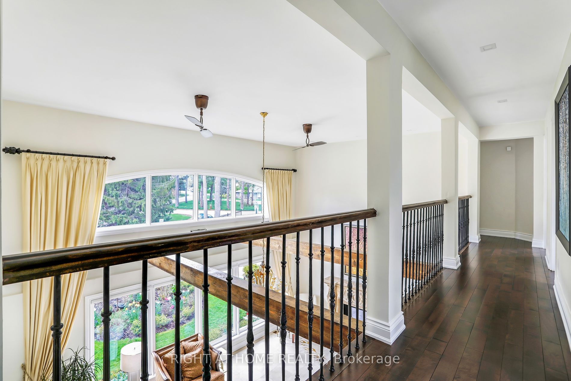 471 Country Club Crescent