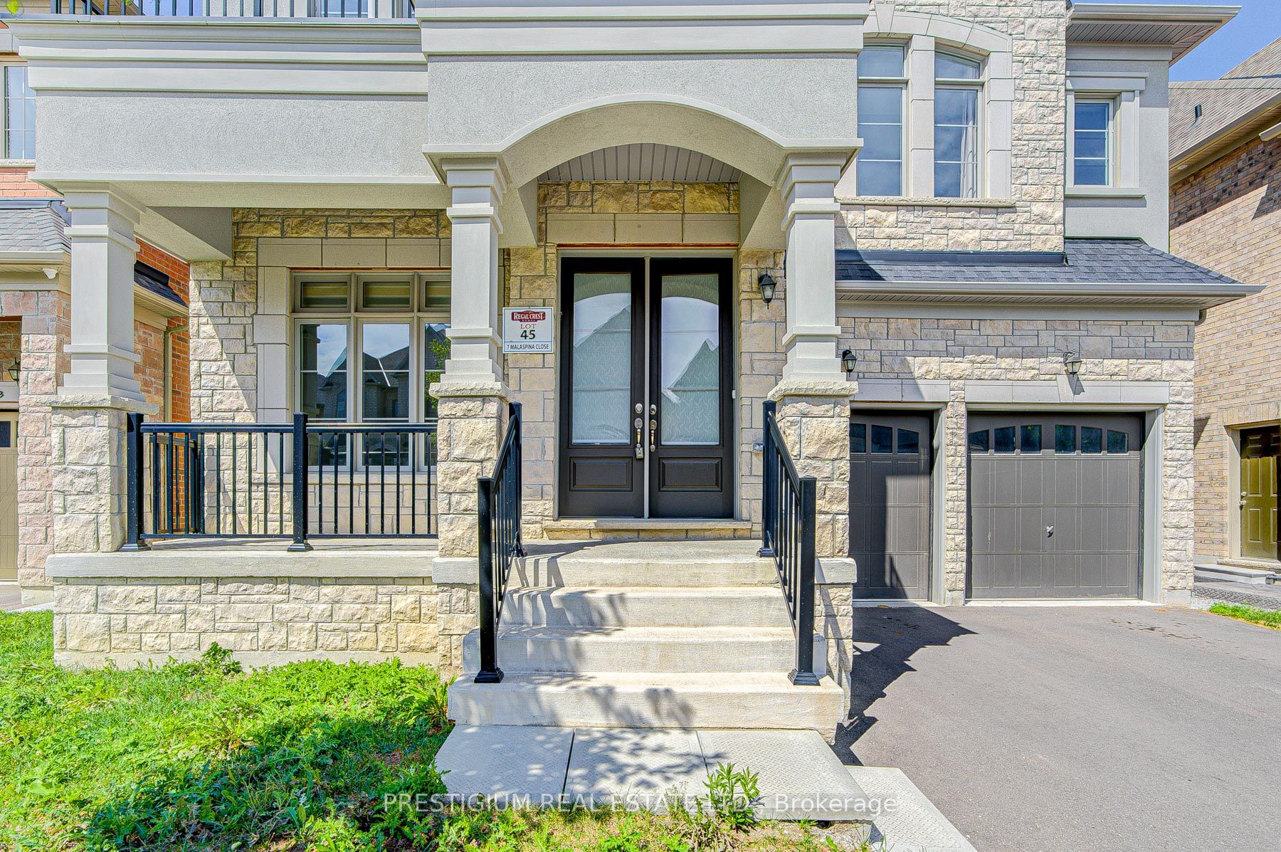 7 Malaspina Close