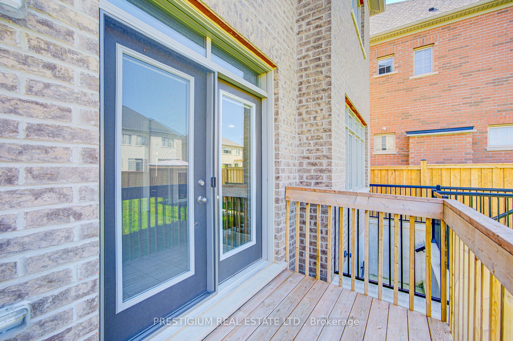 7 Malaspina Close