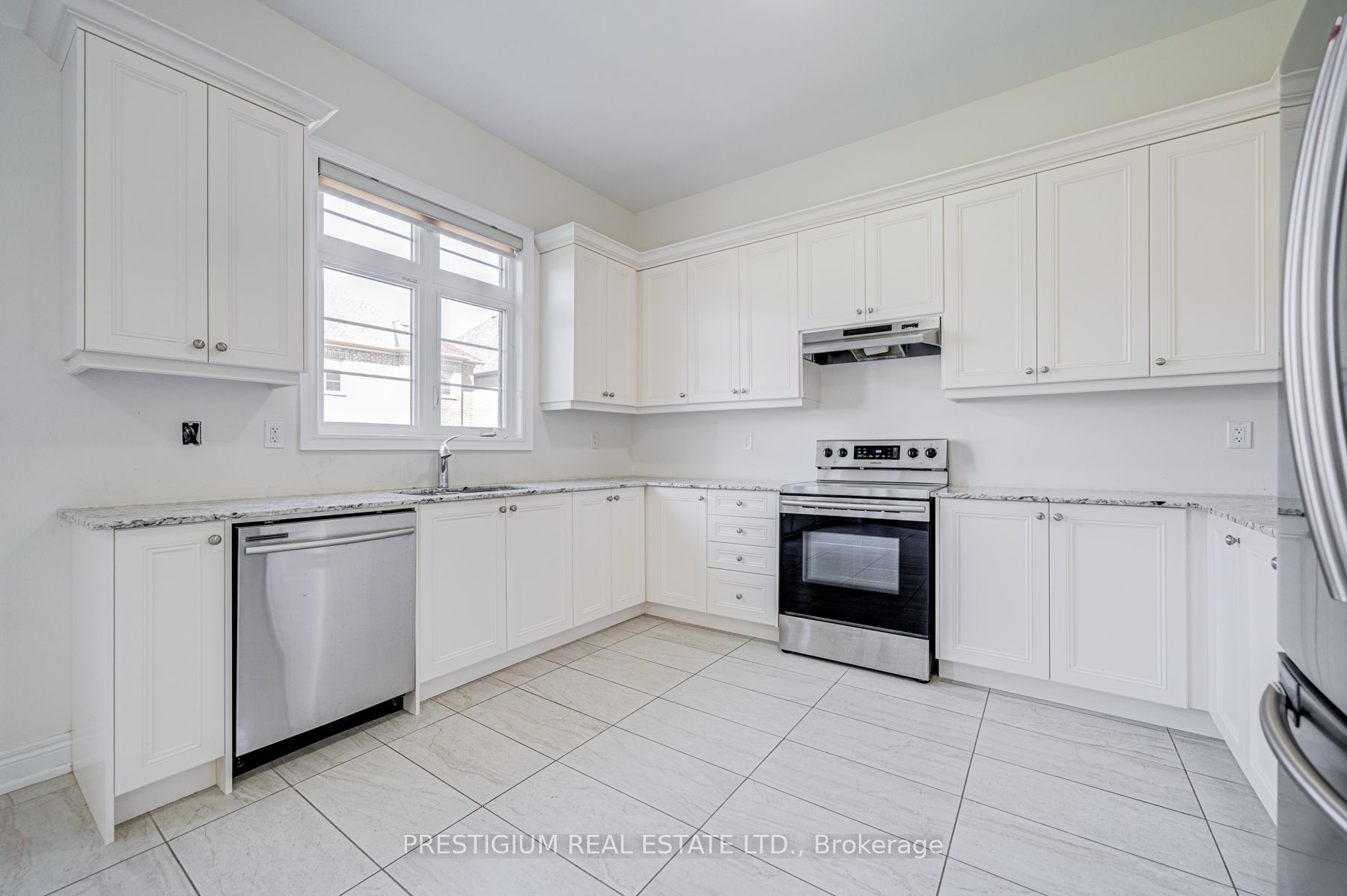 7 Malaspina Close