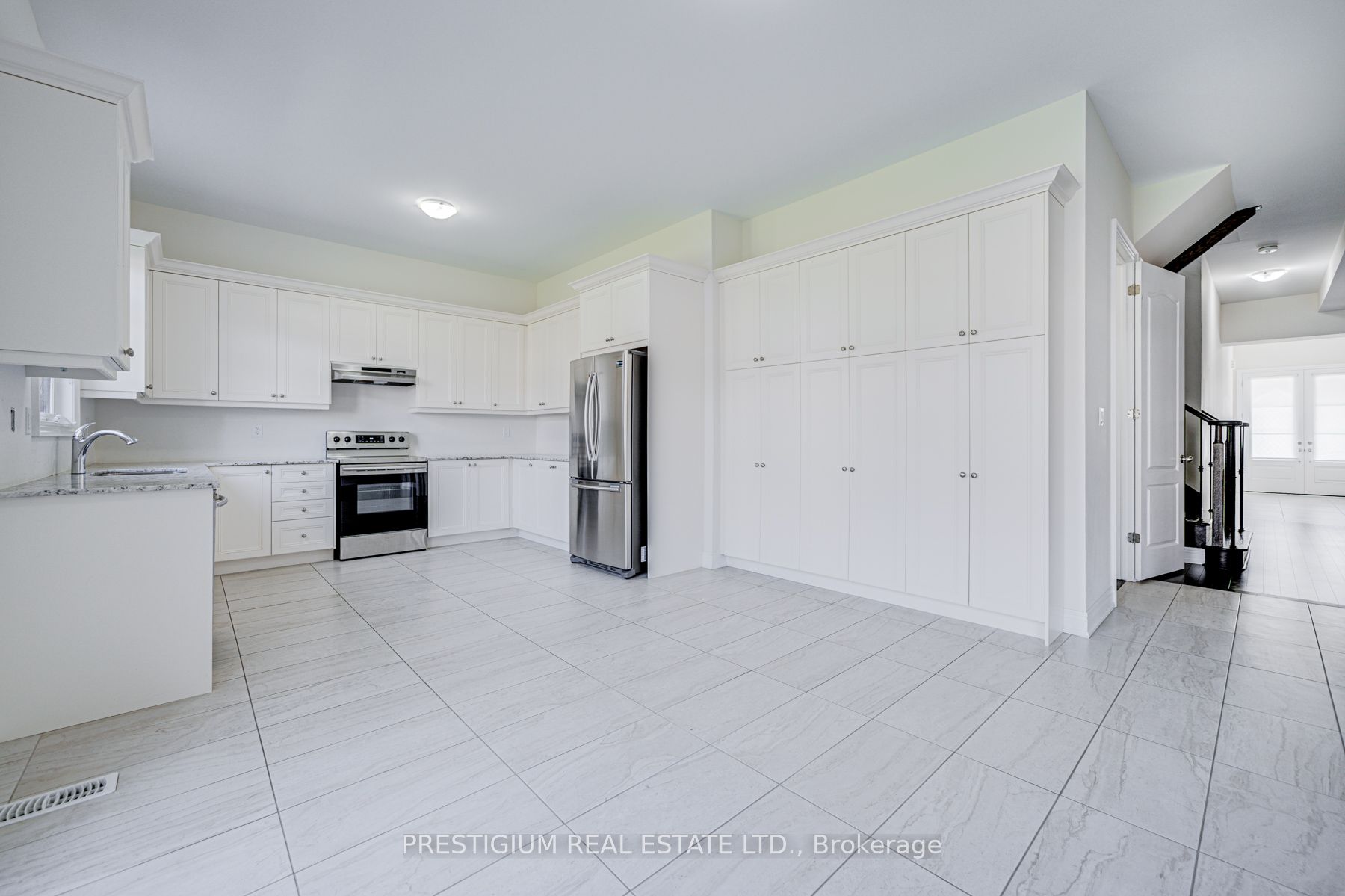 7 Malaspina Close