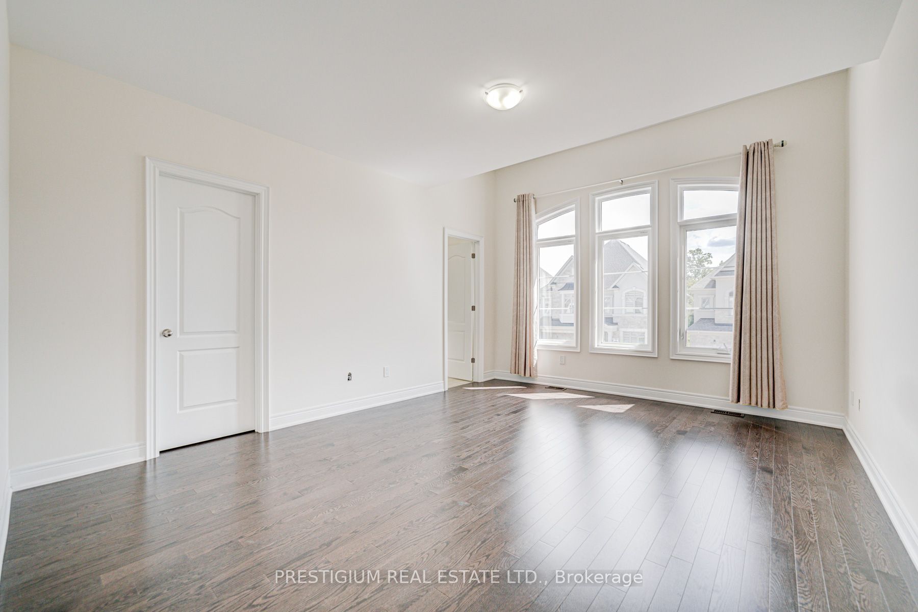7 Malaspina Close