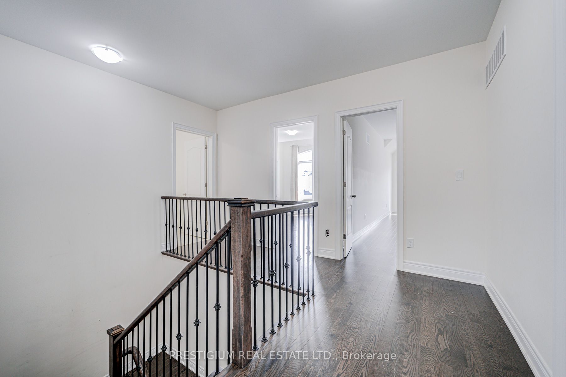7 Malaspina Close