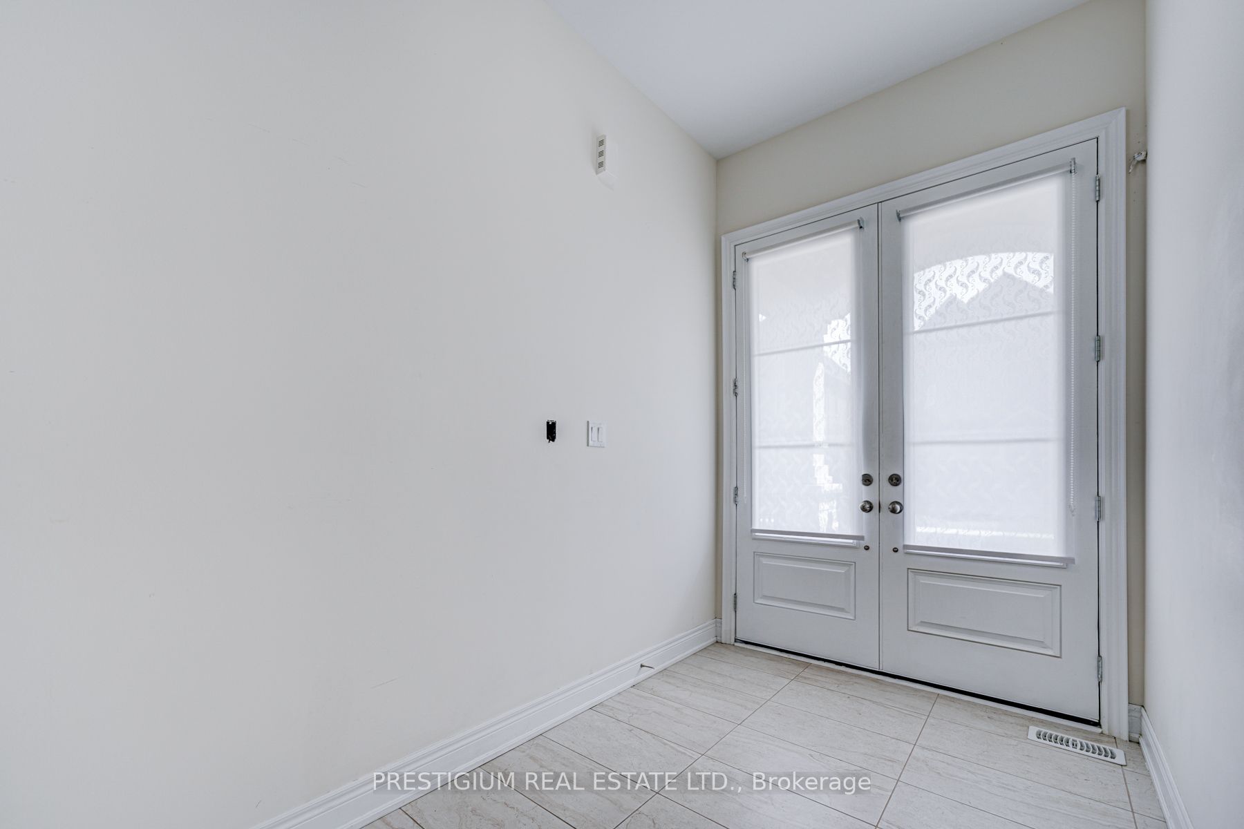 7 Malaspina Close