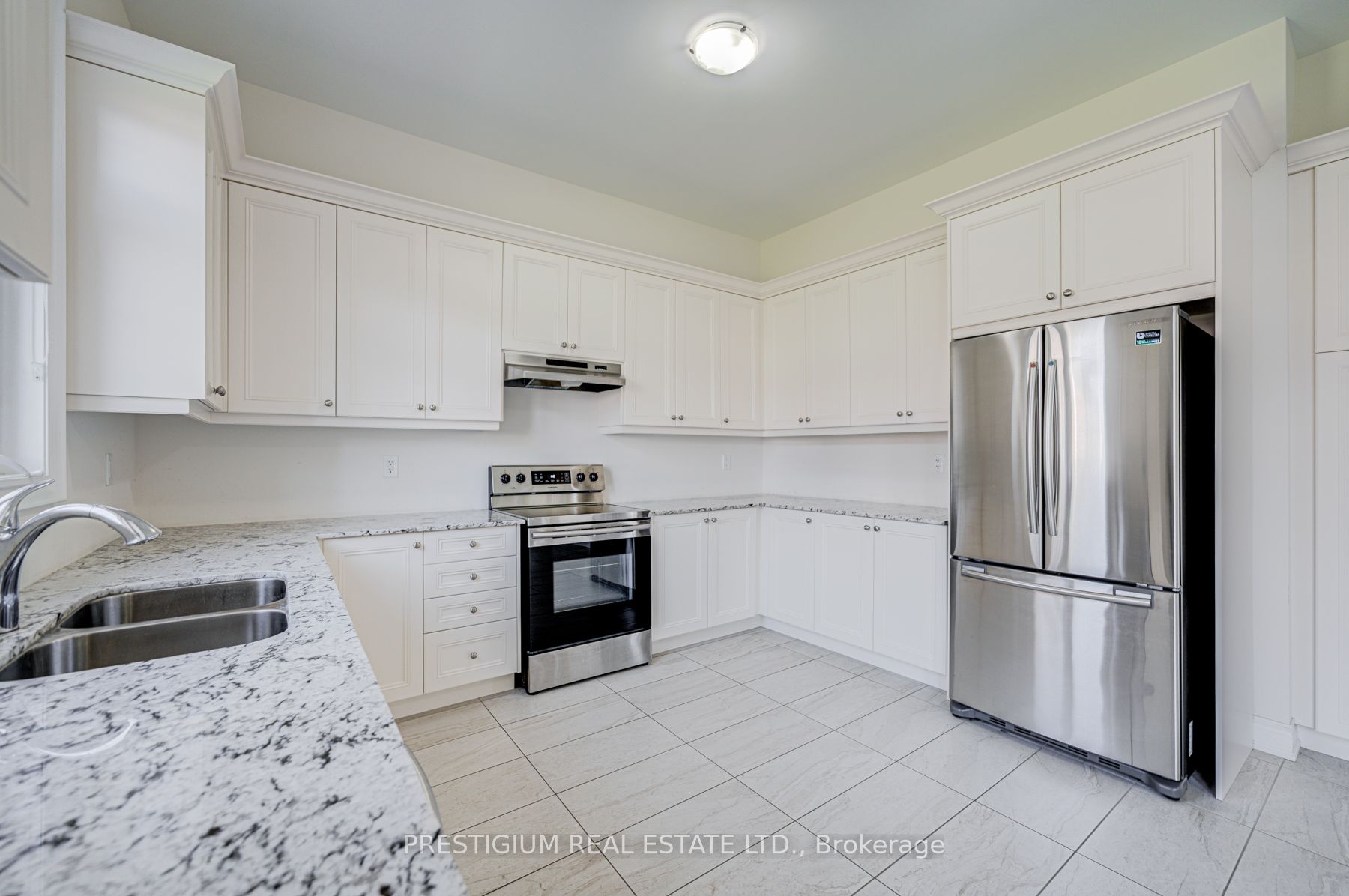 7 Malaspina Close