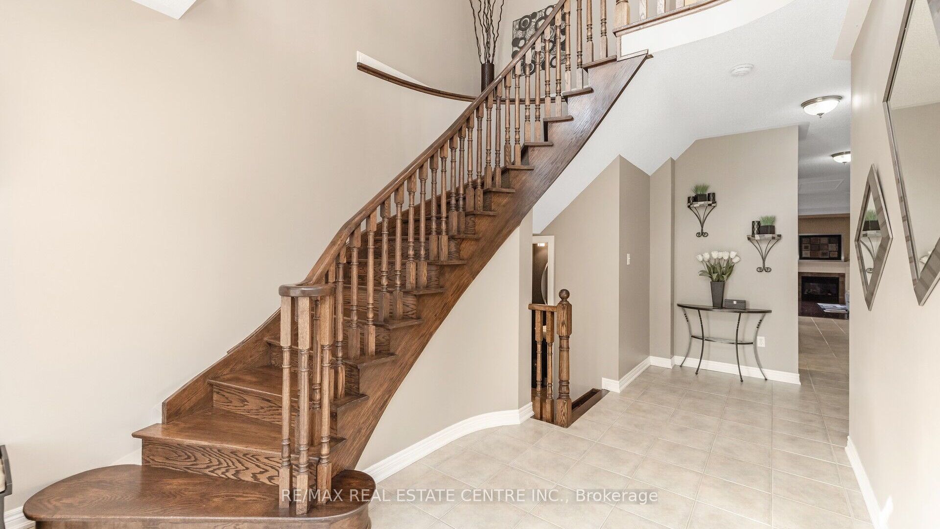 491 Willmott Crescent