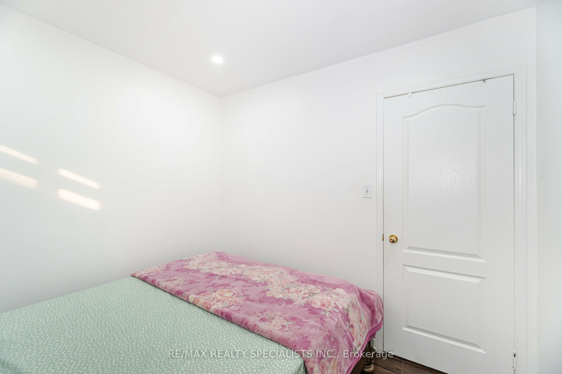 27 Coachwhip Road
