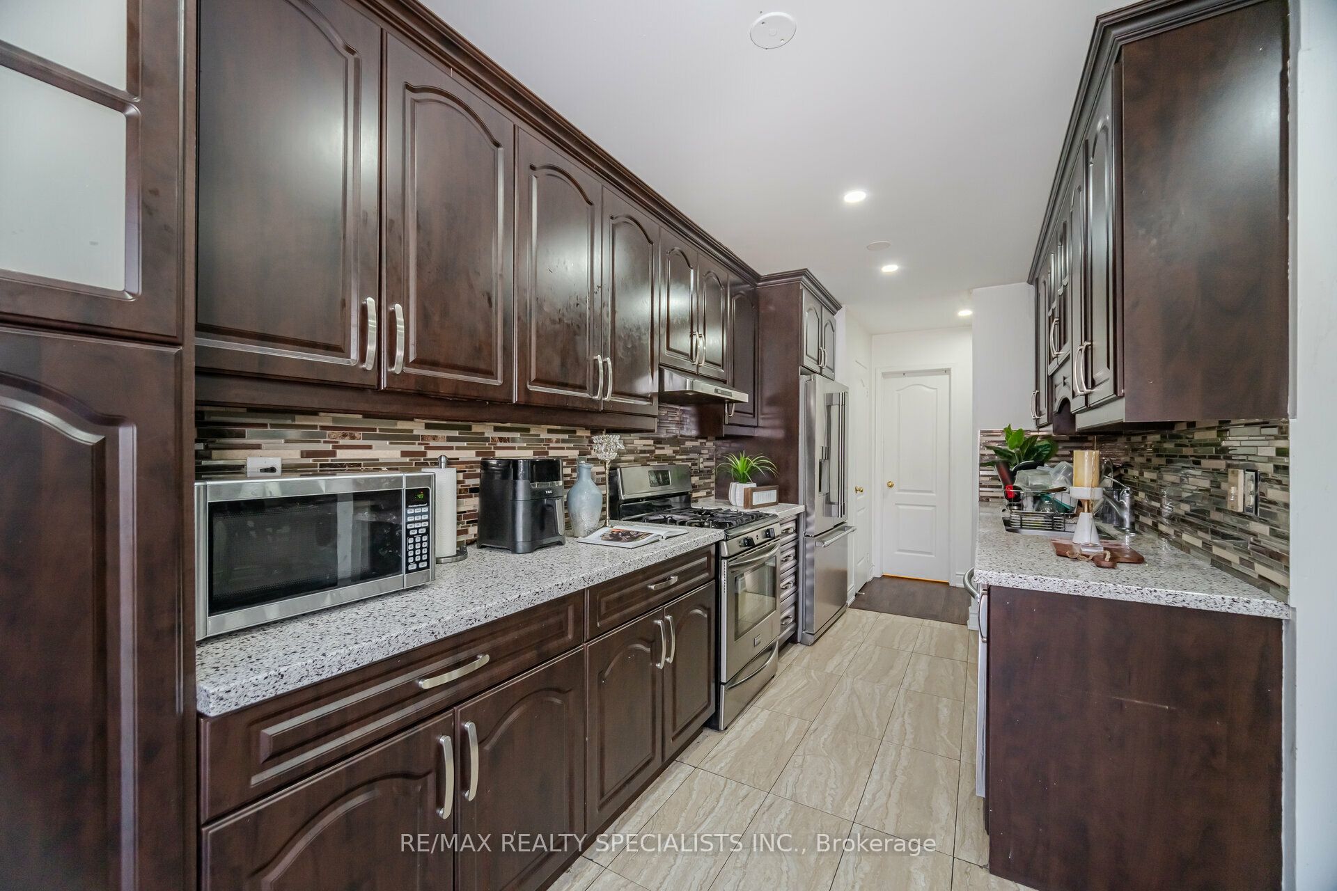 27 Coachwhip Road