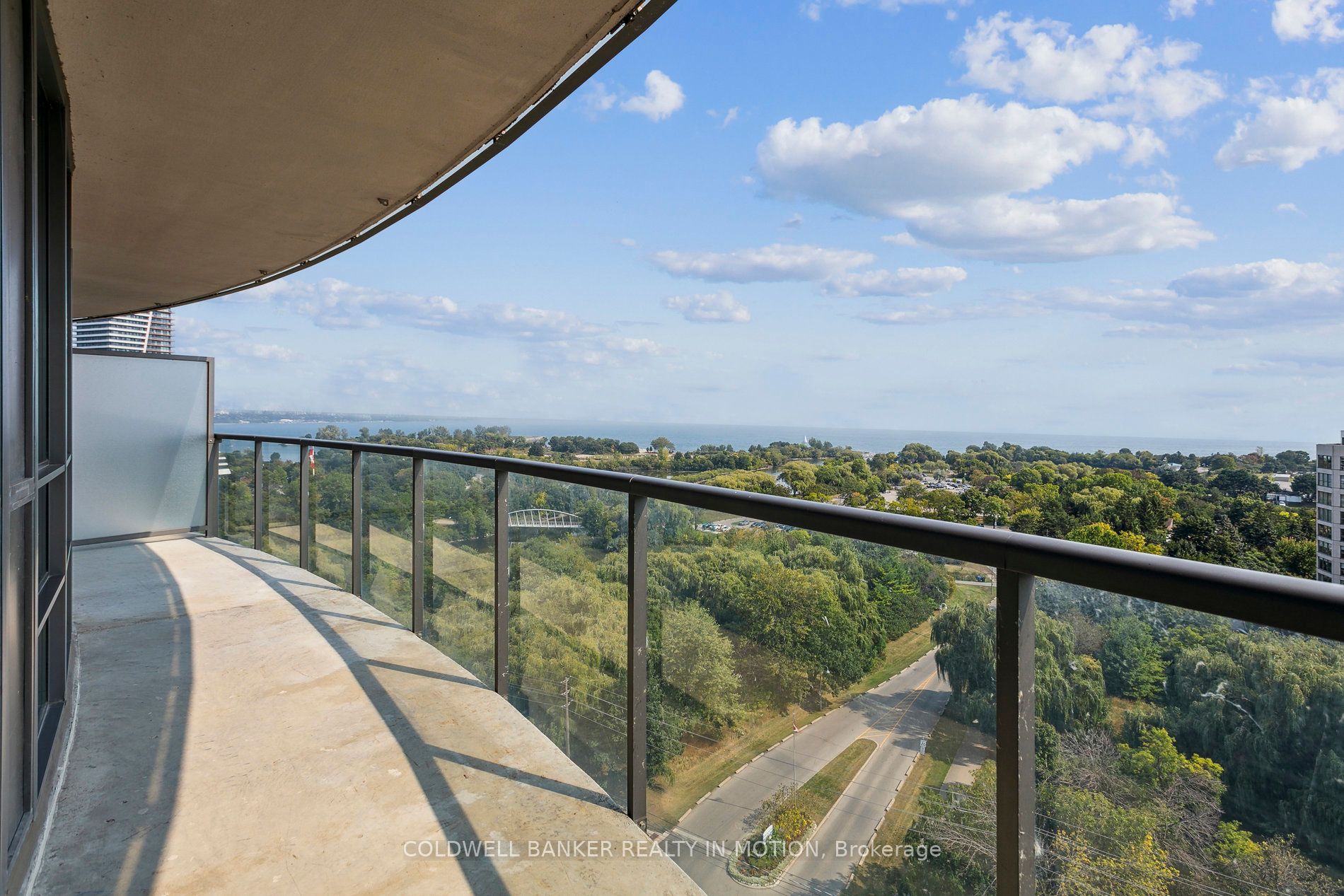 2240 Lakeshore Boulevard W, #1208