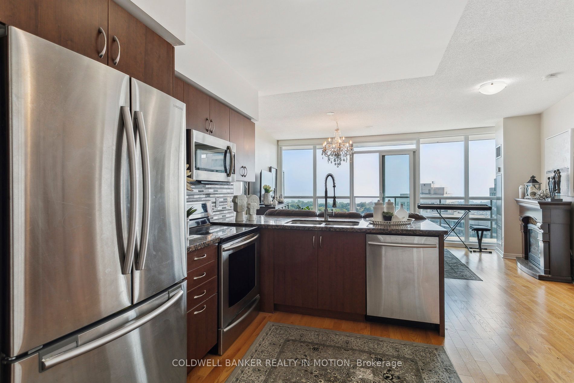 2240 Lakeshore Boulevard W, #1208