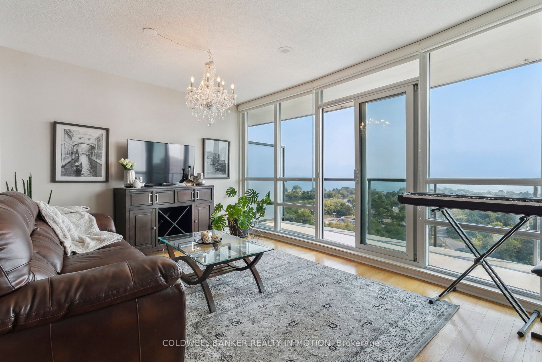 2240 Lakeshore Boulevard W, #1208