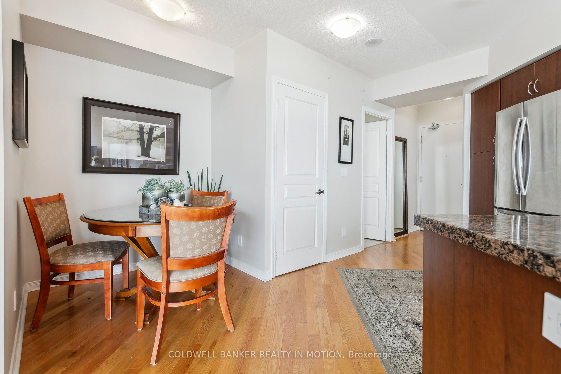 2240 Lakeshore Boulevard W, #1208
