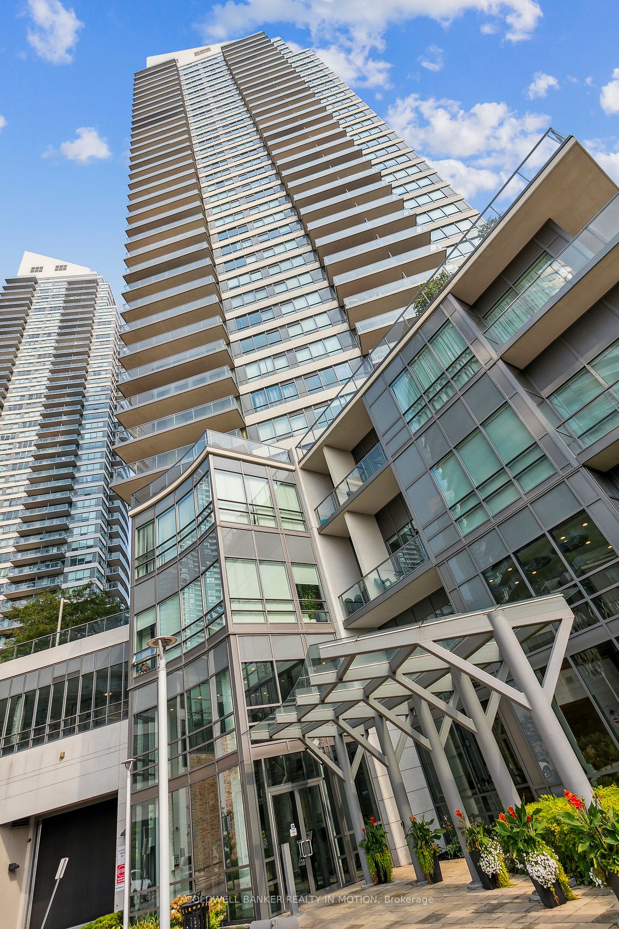 2240 Lakeshore Boulevard W, #1208