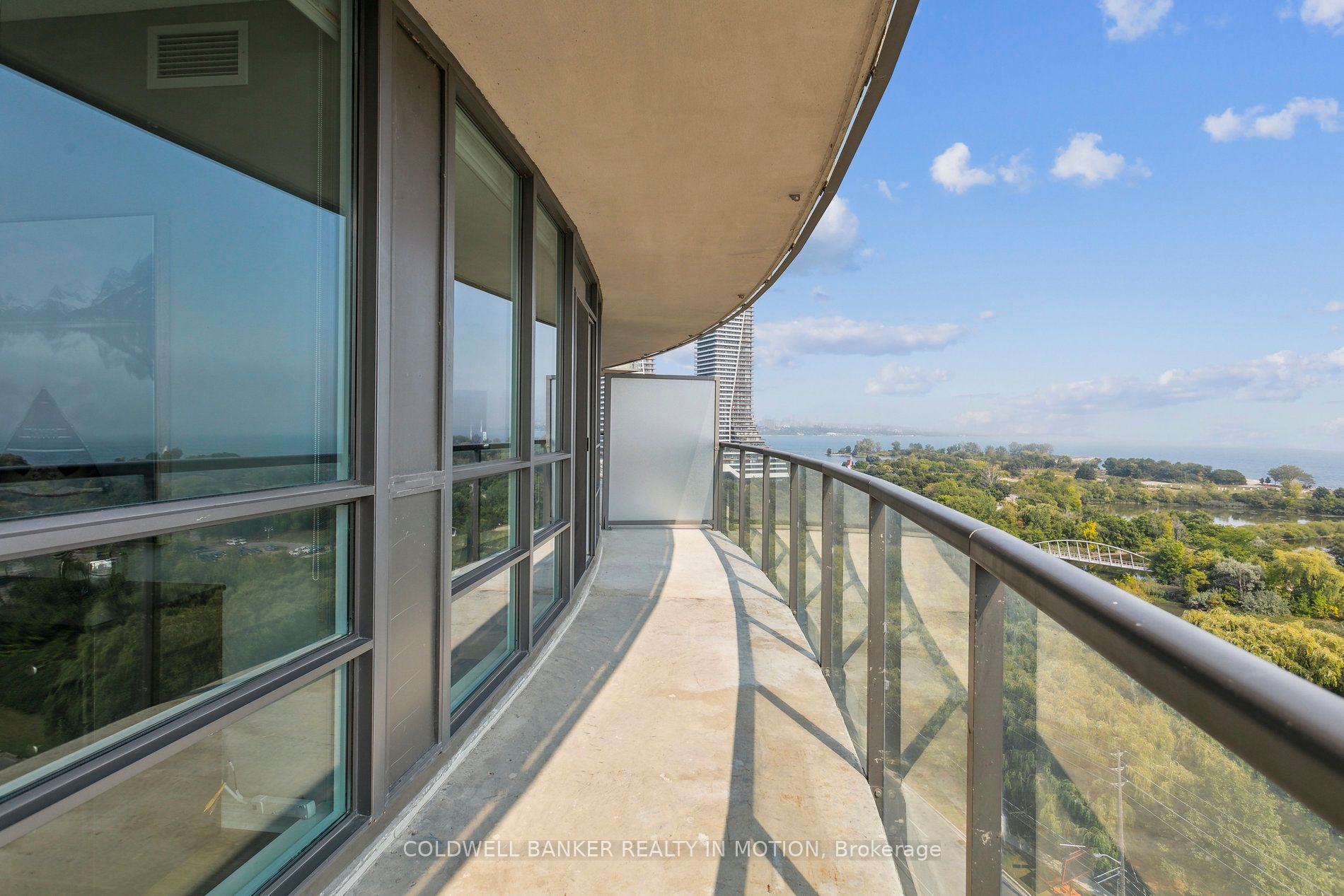2240 Lakeshore Boulevard W, #1208